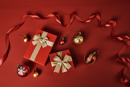圣诞装饰与礼物盒图片