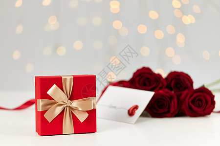 情人节浪漫玫瑰花礼物盒图片
