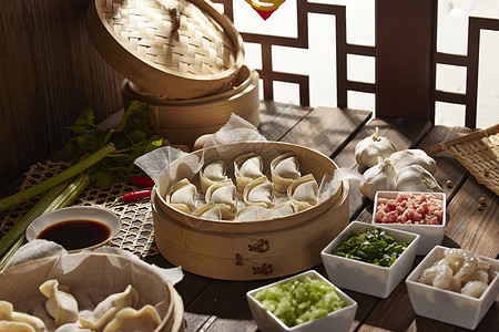 传统中式生馄饨美食图片