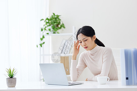 美女居家头疼职场女性生病头晕头痛背景