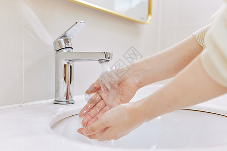 七步沟青年女性洗手手部特写背景