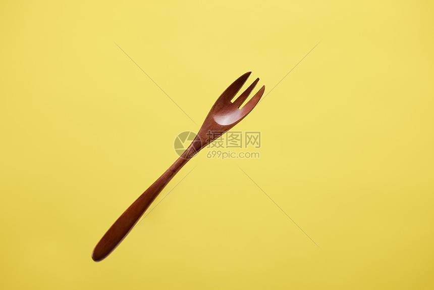 餐具木叉子图片