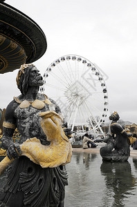 巴黎协和广场的雕像和喷泉图片