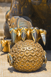 故宫古铜狮特写元素图片