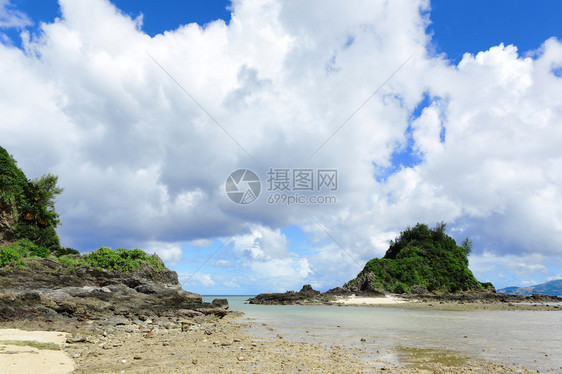 日本冲绳美丽的海景图片