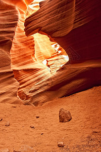 羚羊峡谷是美国西南部访问量最大拍照最多的狭缝峡谷图片