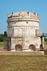 拉文纳的狄奥多里克陵墓520年图片