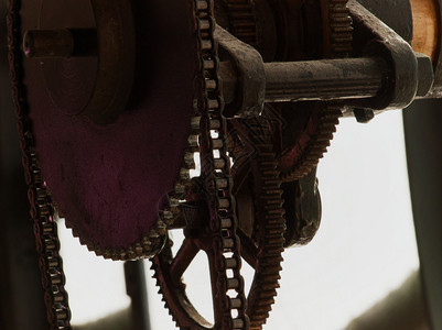 科罗拉多州丹佛钟楼上时钟的时钟机器的齿轮图片