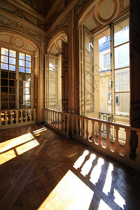 法国凡尔赛宫皇家礼拜堂图片