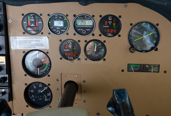 飞机内部驾驶舱仪器图片