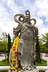 在寺庙里雕刻设图片