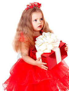 带着礼物盒的红礼服女图片