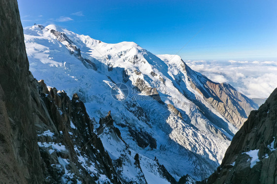 南针峰勃朗峰霞慕尼图片