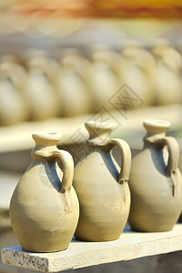 干陶瓷花瓶图片