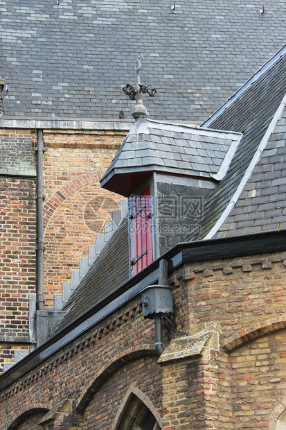 老教堂的屋顶代尔夫特荷兰图片