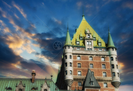 老魁北克和加拿大魁北克弗龙特纳克城堡的景色该遗址是下加拿大的英图片