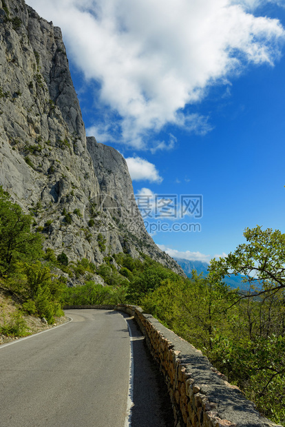 夏季乡村公路阳图片