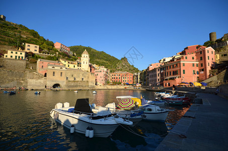 Vernazza意大利五渔村图片