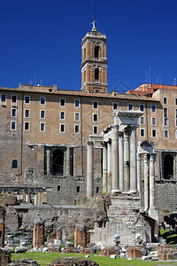 一个古罗马论坛的废墟图片