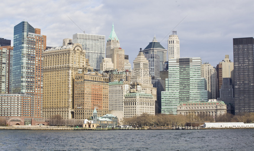 纽约尼克斯直播精彩赛事全程呈现 球迷不容错过的实时对决盛宴