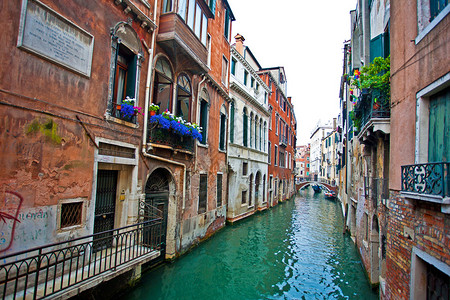 威尼斯的浪漫运河图片