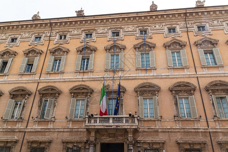 意大利罗马古城典型的建筑图背景图片