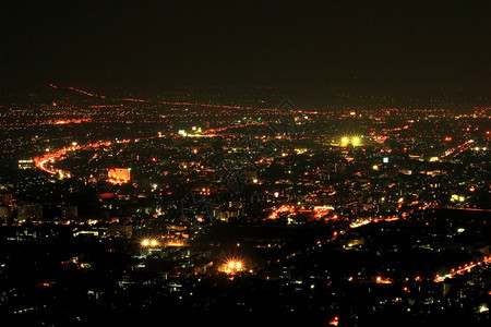 泰国清迈市夜景鸟瞰图图片