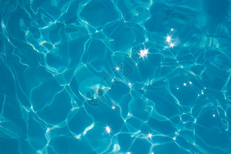 水上游泳池阳光图片