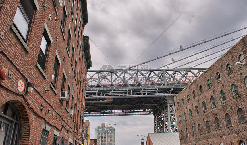 布鲁克林球迷期待季后赛突破