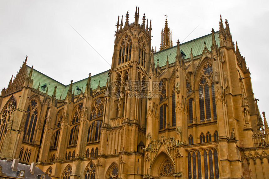 实时直播梅斯vs巴黎圣日耳曼比赛进程战术分析一网打尽