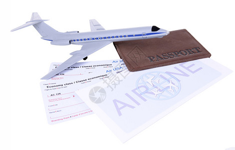 持白护照的飞机票白图片