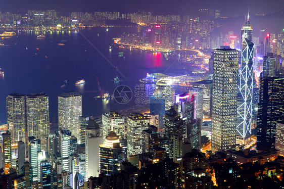 晚上的香港天际线图片