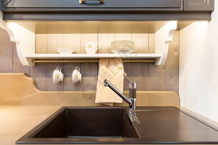 黑色陶瓷特写现代厨房水槽图片