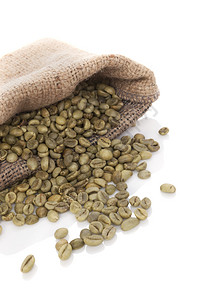 白背景隔离的薄荷袋中的绿咖啡豆补充食品食欲抑制剂体重损图片