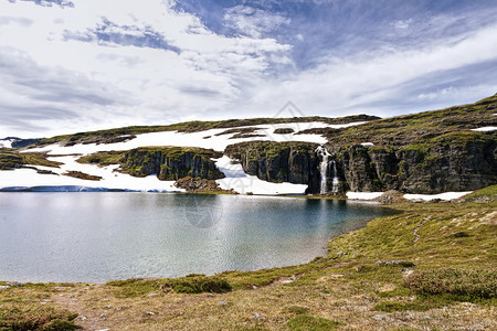 挪威松恩峡湾山区的Flotva背景图片