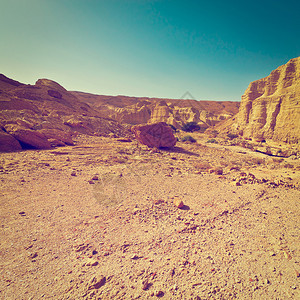 西岸犹太沙漠的峡谷Insta图片