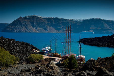 希腊圣托里尼群岛火山岛上名为NeaKam图片