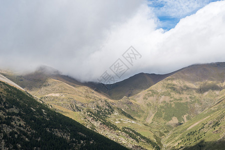 高山景观概述图片