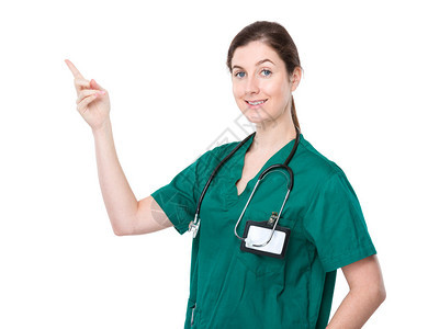手指向上的白种人女医生图片