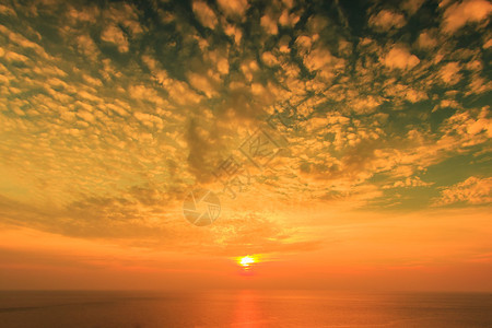 海上日落美丽的海图片