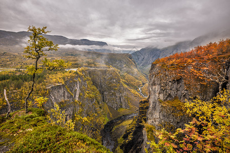 马博达莱恩河谷位于挪威开斋湾市BetwenHardangervidda和Hardangerfjo图片