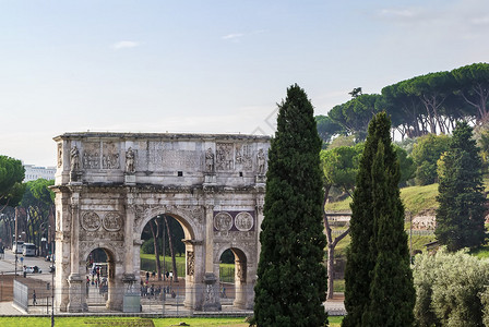 君士坦丁大拱门是罗马的一个胜利拱门图片