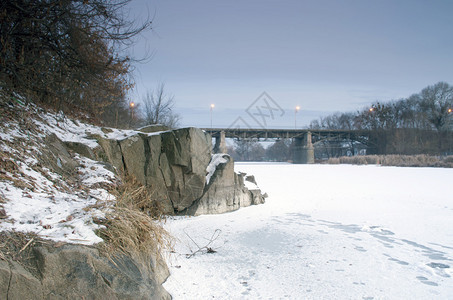 冬天的桥早晨的科罗斯蒂舍夫图片