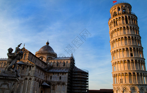 意大利比萨斜塔背景图片