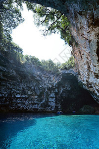 希腊Kefalonia岛著名的Meli图片