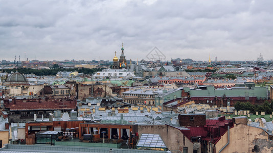 晚上的俄罗斯圣彼得堡鸟瞰图图片