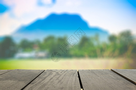 清迈露天林风景观测点和高山的重点分散和模糊的地形图象图片