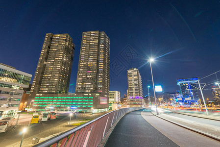 荷兰鹿特丹夜景图片