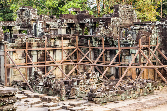 柬埔寨Bayon寺安哥罗Thom的废墟图片