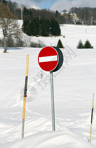 禁止危险滑雪车运行的大型图片